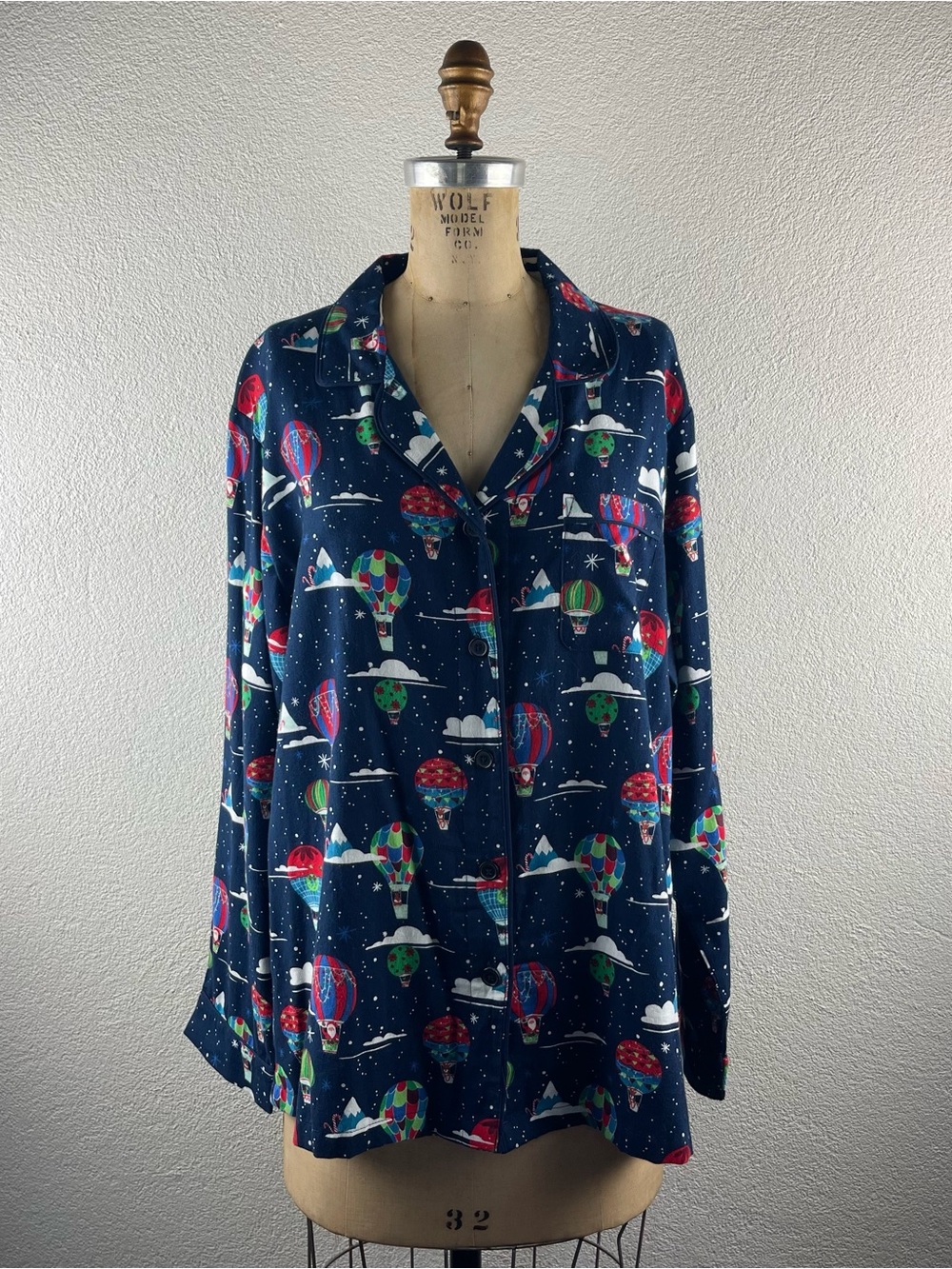 Wondershop l L Flannel Holiday Novelty Print Hot Air Balloon Sleep Pajama Shirt